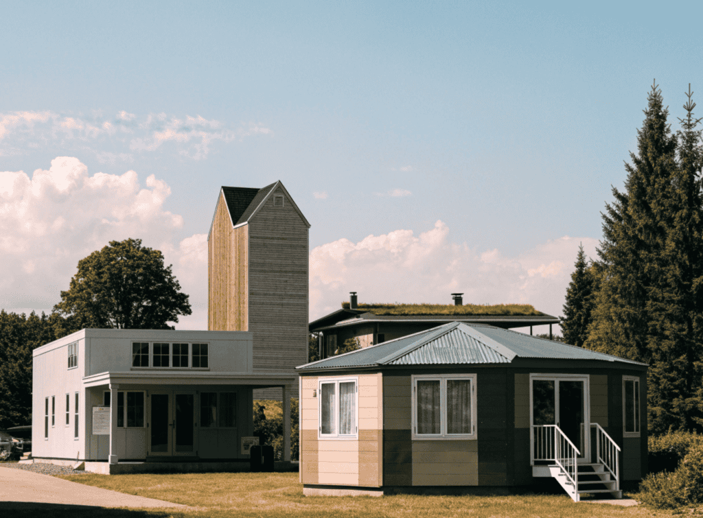 variety of modular homes - Small Homes USA Newsletter This image showcases a variety of modular homes designed to meet local building codes, highlighting their modern, energy-efficient features and customizable floor plans. Perfect for homebuyers in Minnesota and surrounding areas, these affordable manufactured homes offer a stress-free construction process and quicker completion times.